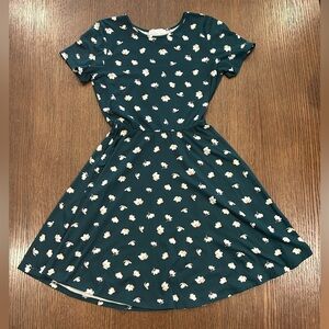 French Grey Green Floral Short-Sleeve Shift Dress